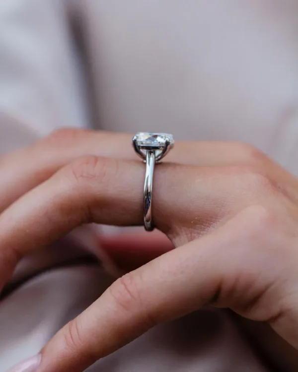 4.00Ct Round Cut Moissanite Diamond Ring Solitaire Moissanite Engagement Ring 14K Gold Ring For Women