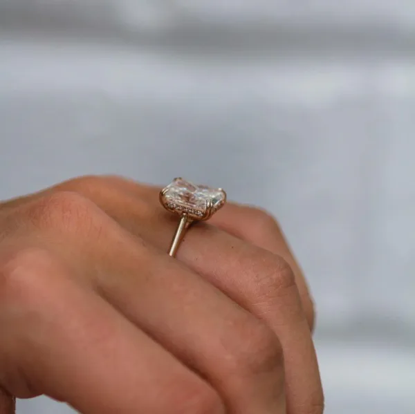 4.00CT Radiant Cut Moissanite Diamond Ring Solitaire Hidden Halo Engagement Ring 18K Gold Ring For Her