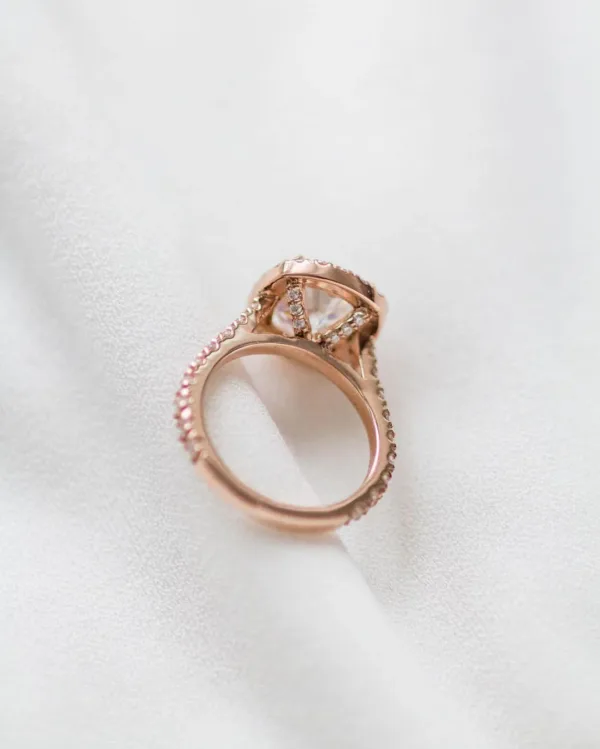 2.25CT Cushion Cut Moissanite Diamond Halo Engagement Ring 18K Gold Ring For Her