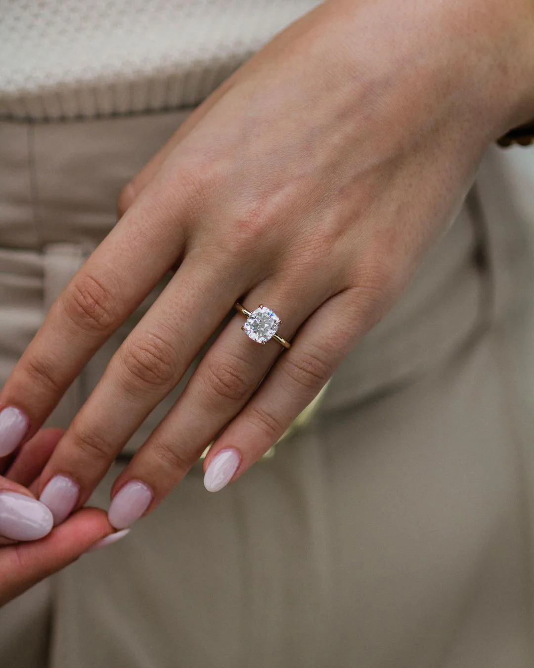 2.75CT Cushion Cut Moissanite Diamond Ring Solitaire Engagement Ring 10K/14K/18K Gold Wedding Ring