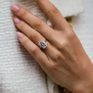 4.50CT Emerald Cut Moissanite Diamond Engagement Ring Hidden Halo Wedding Ring Ring 10K/14K/18K Gold Solitaire Ring