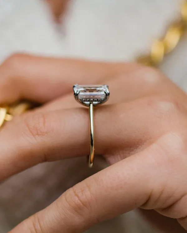4.50CT Emerald Cut Moissanite Diamond Engagement Ring Hidden Halo Wedding Ring Ring 10K/14K/18K Gold Solitaire Ring