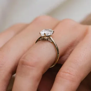 2.20CT Pear Cut Moissanite Diamond Engagement Ring Wedding Ring 10K/14K/18K Gold Solitaire Ring