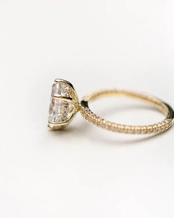 2.50carat Oval Moissanite Diamond Wedding Engagement Ring 14K Gold Hidden Halo Oval Diamond Ring
