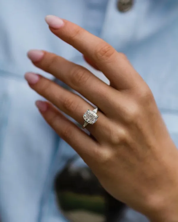 3.0carat Cushion Moissanite Diamond Wedding Engagement Ring 14K Gold Hidden Halo Oval Diamond Ring Three Stone Ring