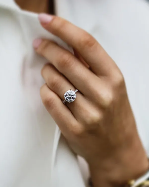 3.0carat Round Cut Moissanite Diamond Wedding Engagement Ring 14K Gold Hidden Halo Oval Diamond Ring Pave Set Diamond Ring