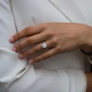 3.0carat Round Cut Moissanite Diamond Wedding Engagement Ring 14K Gold Hidden Halo Oval Diamond Ring Pave Set Diamond Ring