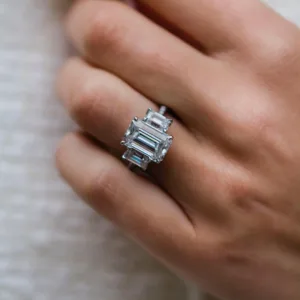 3.75carat Emerald Moissanite Diamond Wedding Engagement Ring 14K Gold Diamond Ring Three Stone Ring