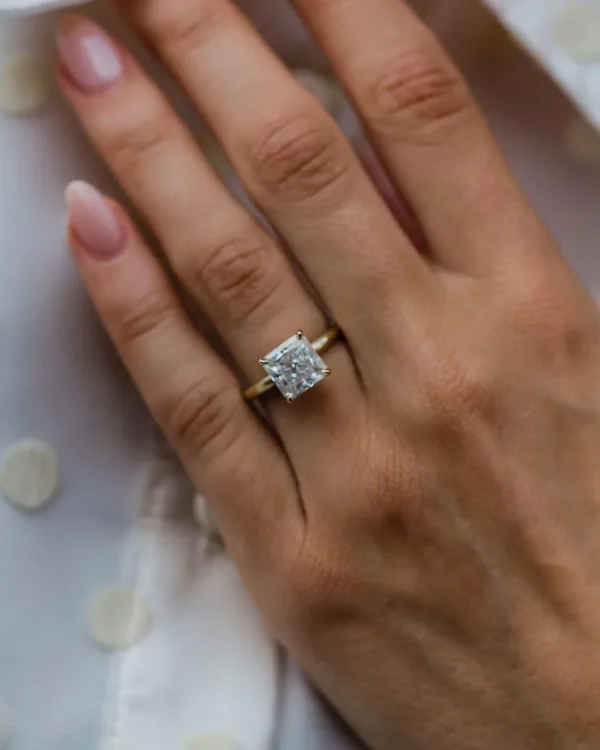 3.0CT Square Radiant Cut Moissanite Diamond Ring Solitaire Hidden Halo Moissanite Engagement Ring