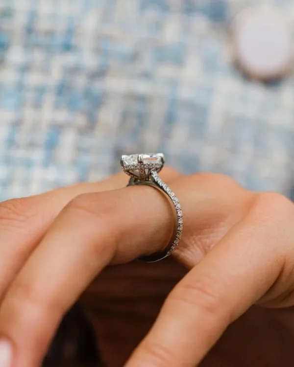 2.50CT Oval Cut Moissanite Diamond Ring Solitaire Pave Moissanite Engagement Ring