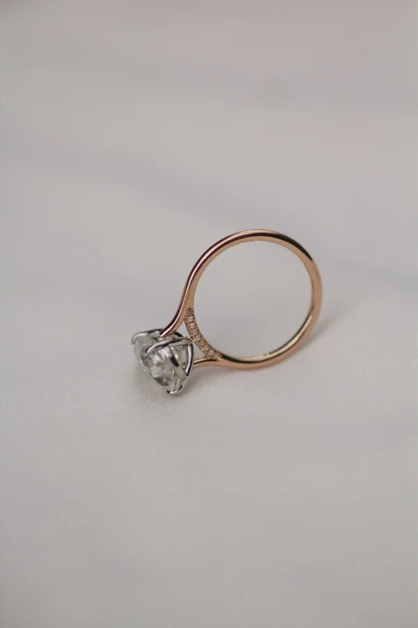 4.25Ct Pear Cut Diamond Ring Solitaire Moissanite Engagement Ring 14K Gold Wedding Ring
