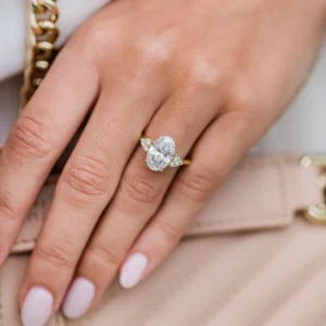 4.0Ct Oval Cut Diamond Ring Cluster Moissanite Diamond Wedding Engagement Ring 14K Gold Ring For Women