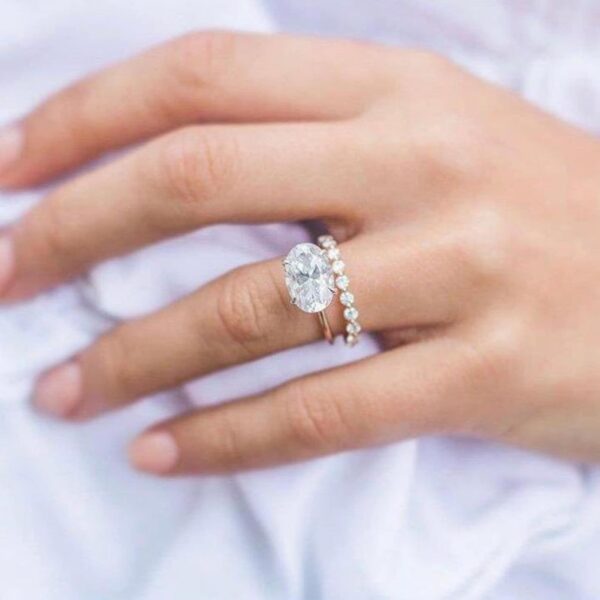 3.0CT Oval East West Engagement Ring – 18K Moissanite Ring