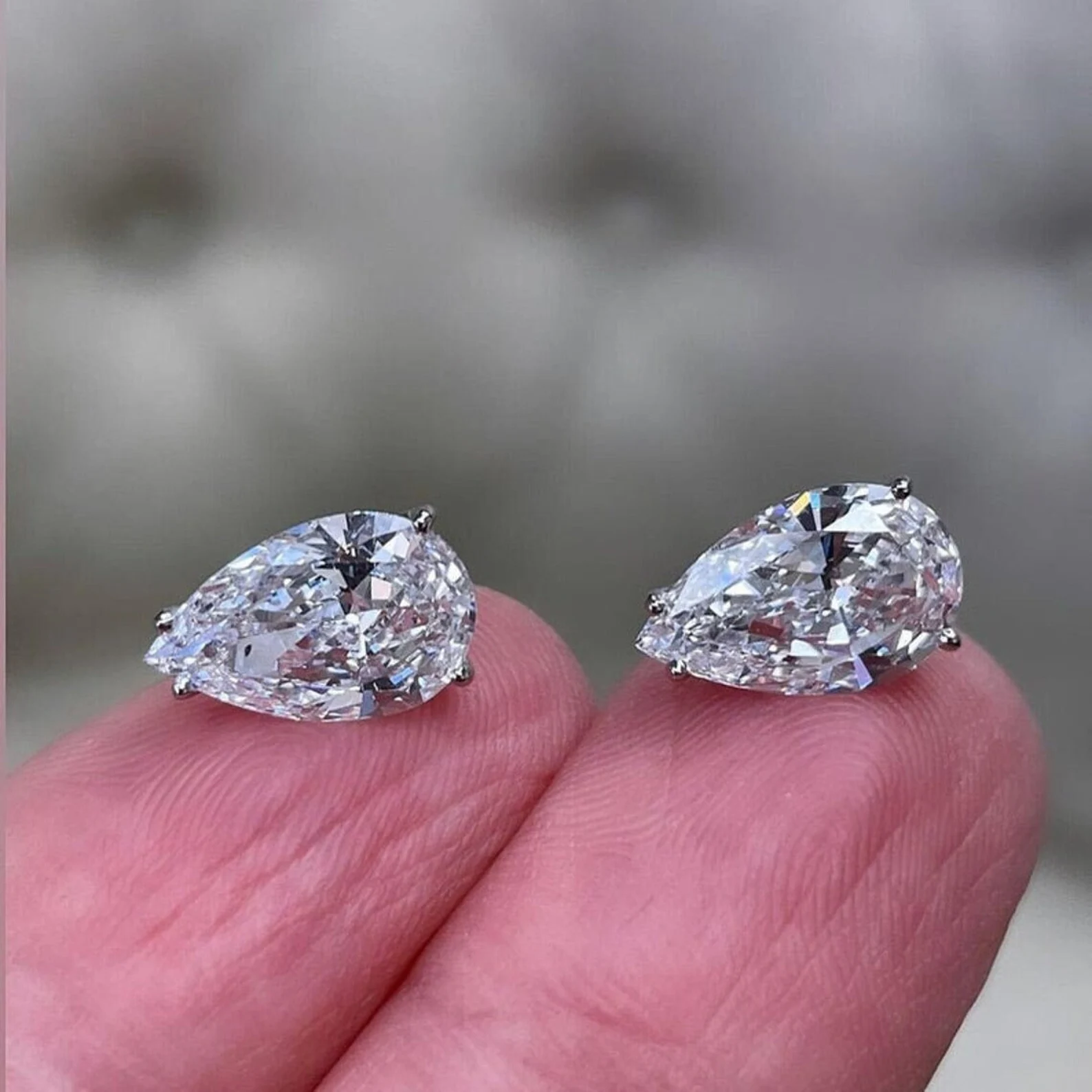 5.15 Tcw Classy Pear Cut Moissanite Pushbacks Studs/ 14K Gold Teardrop Gold Pear Solitaire Earrings/ Lab Diamond Stud Earring/ Gift For Her