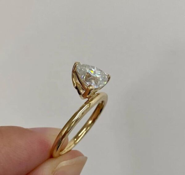 Trillion Cut Solitaire Diamond Ring, Elegantly Set, 14K Solid Gold Anniversary Gift for Her, Dainty Moissanite Ring