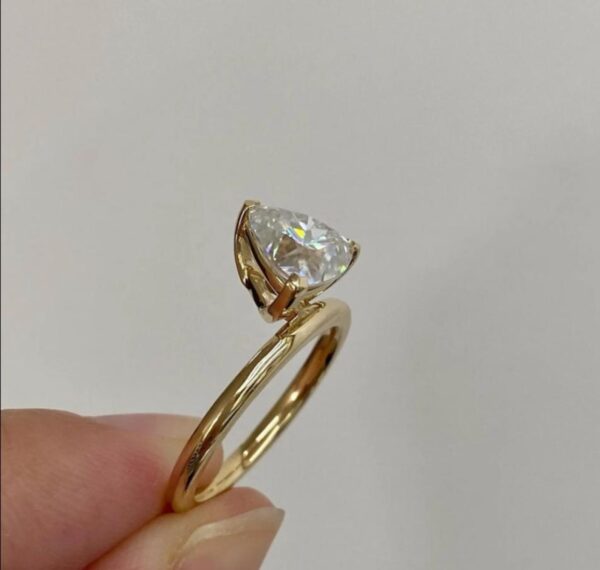 Trillion Cut Solitaire Diamond Ring, Elegantly Set, 14K Solid Gold Anniversary Gift for Her, Dainty Moissanite Ring